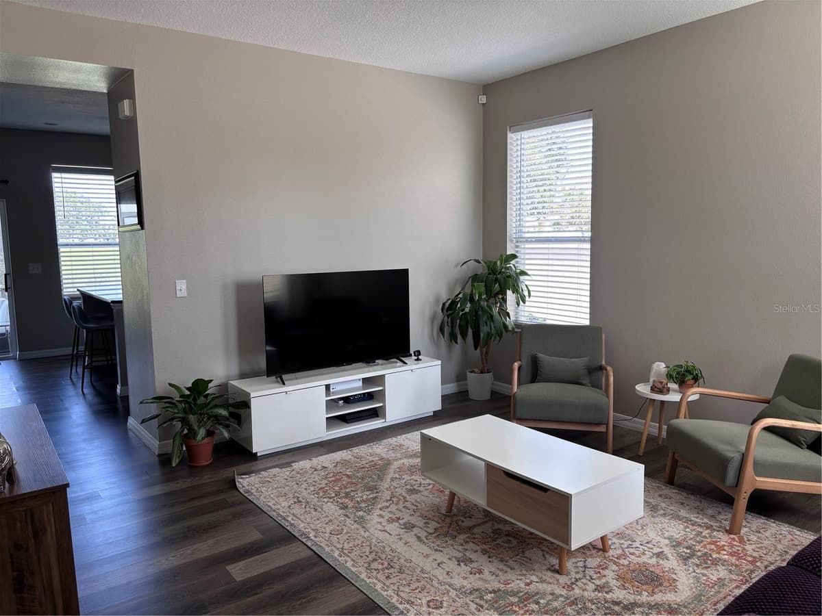 2707 RANDAL WAY — photo 3 of 16