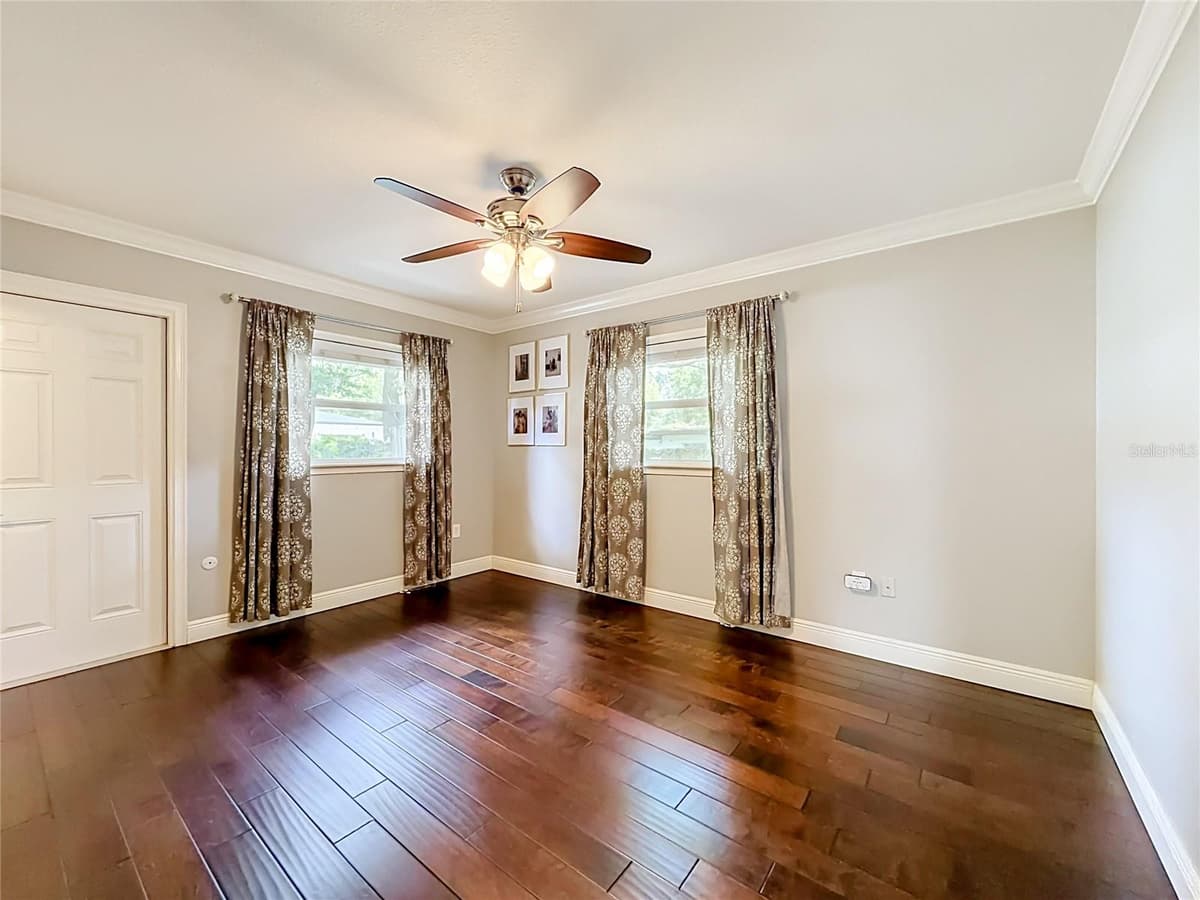 19 HAZEL STREET — photo 17 of 39