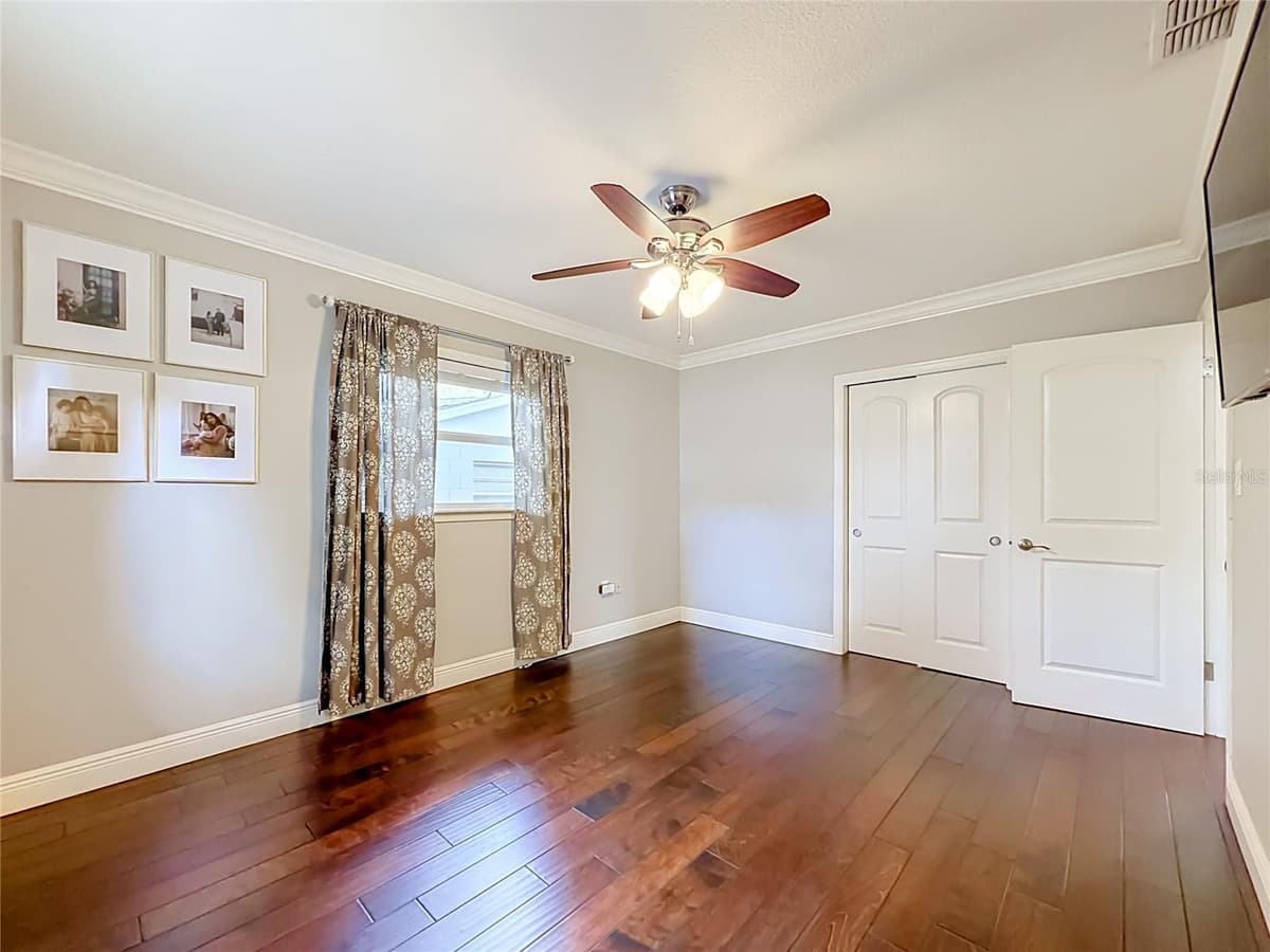 19 HAZEL STREET — photo 20 of 39