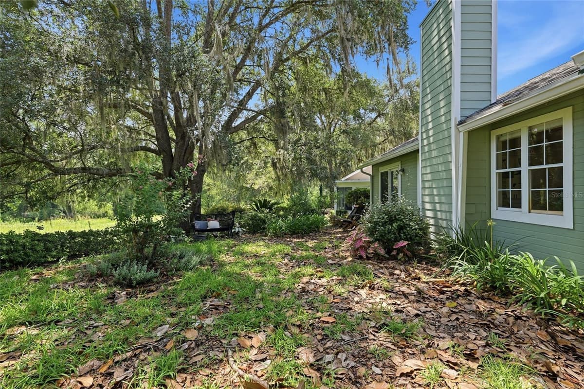 10521 36TH PLACE — photo 31 of 35