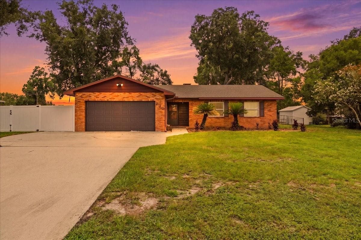 230 LEITHA WAY — photo 1 of 57