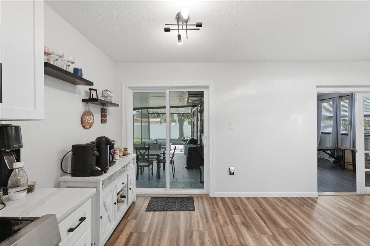 230 LEITHA WAY — photo 16 of 57