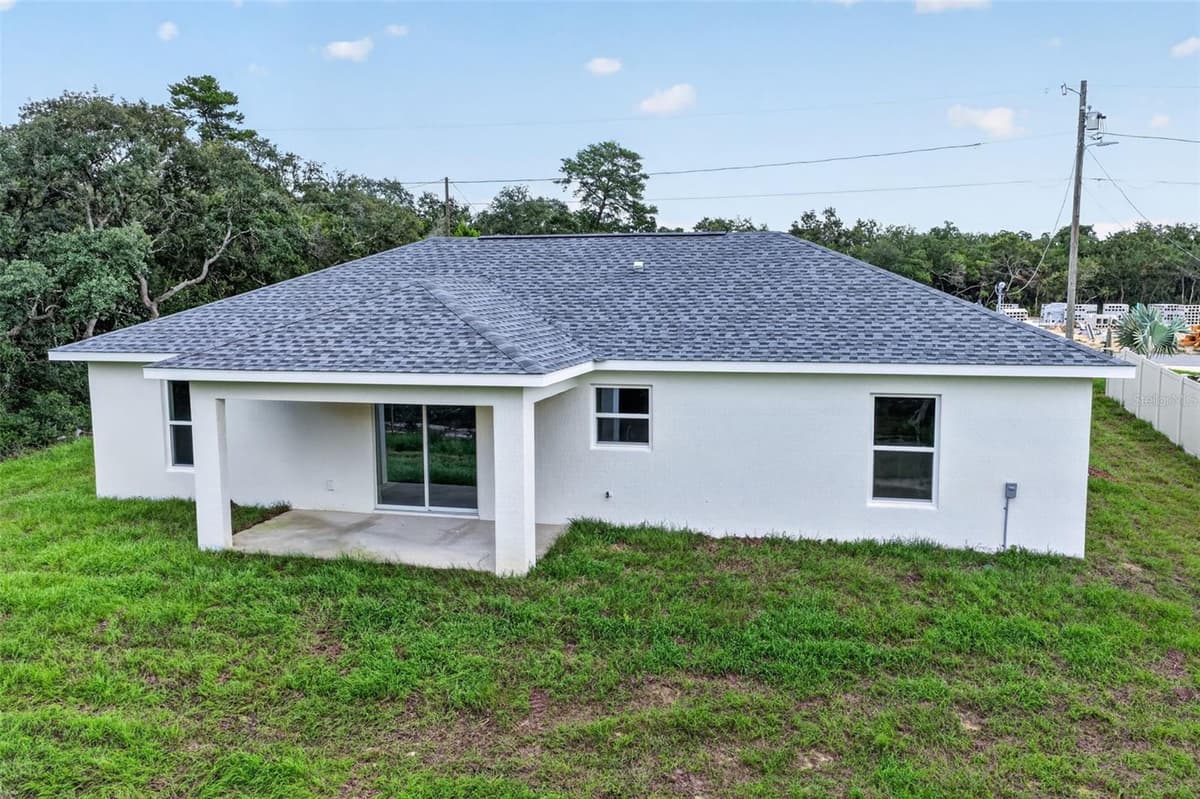 153 OAK CIRCLE — photo 12 of 31
