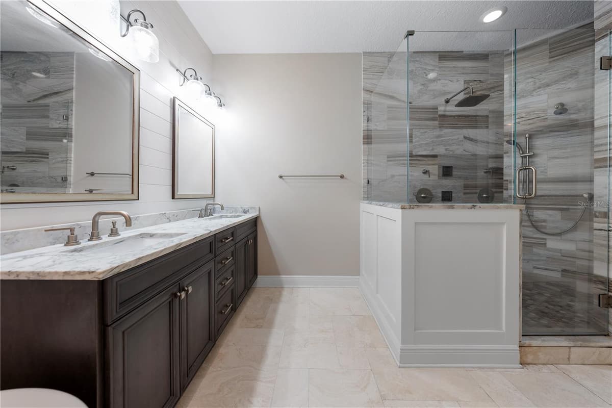 205 BRIGHTWATER DRIVE — photo 18 of 30