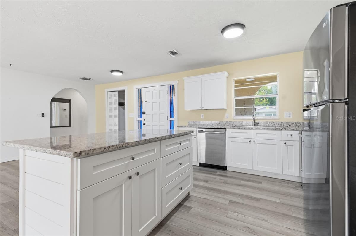 2021 ORIOLE LANE — photo 19 of 54