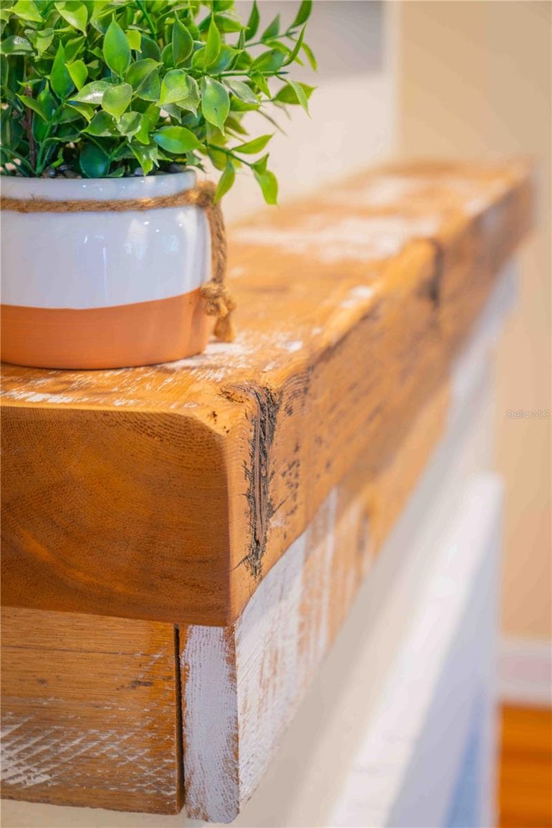 131 VALENCIA DRIVE — photo 11 of 87