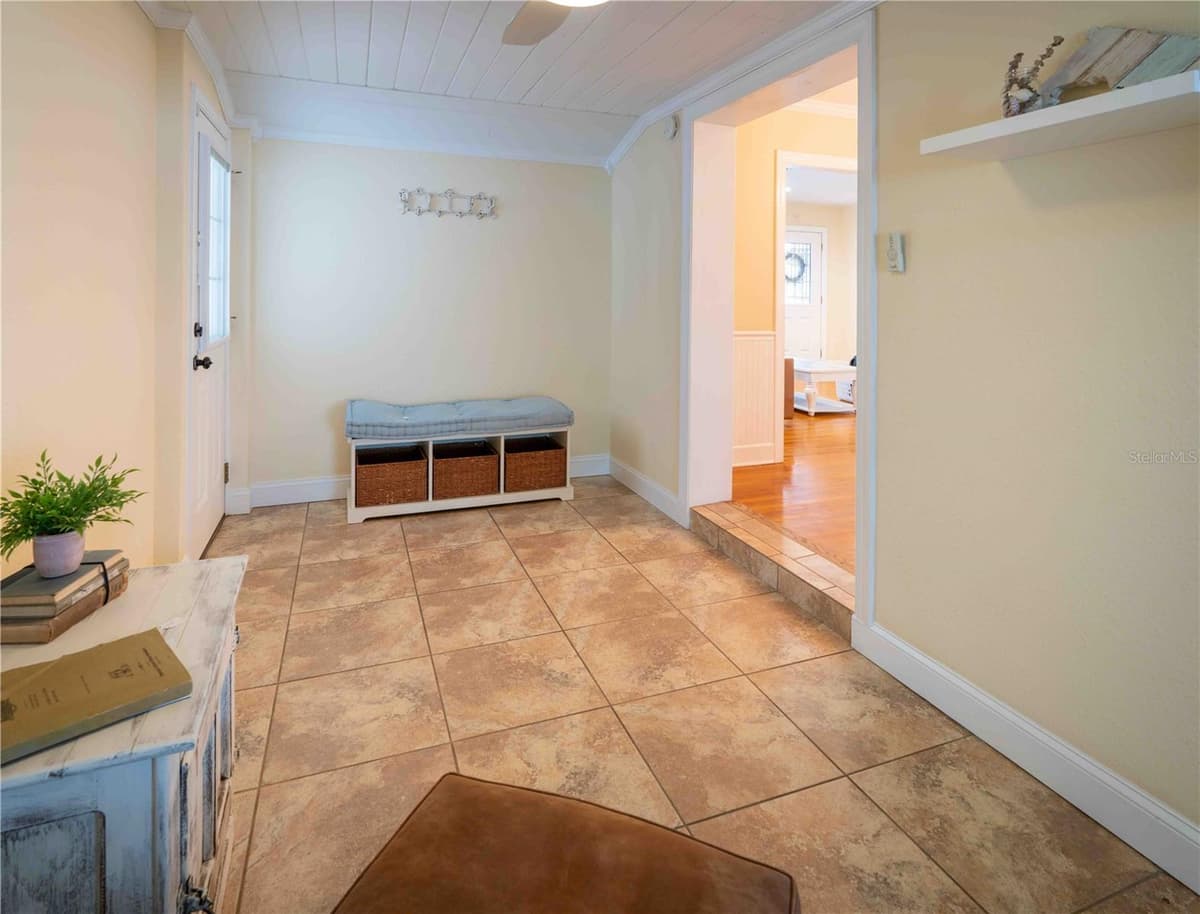 131 VALENCIA DRIVE — photo 42 of 87