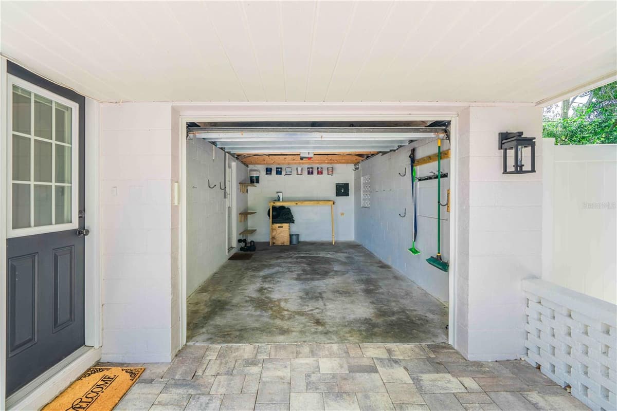 131 VALENCIA DRIVE — photo 55 of 87