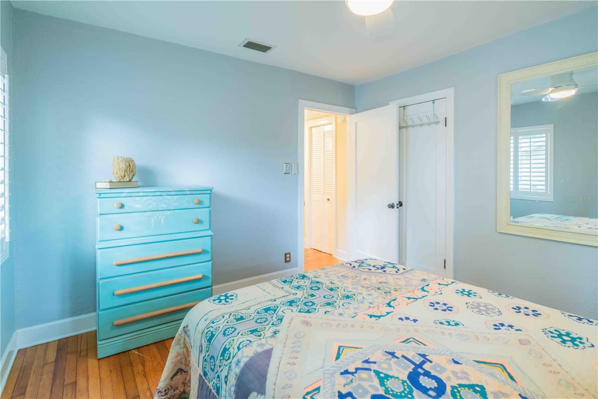 131 VALENCIA DRIVE — photo 35 of 87