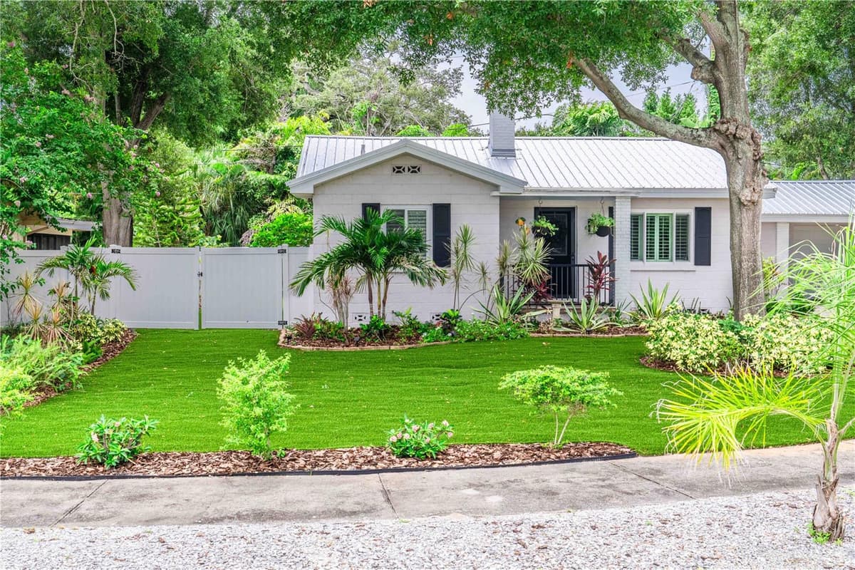 131 VALENCIA DRIVE — photo 49 of 87