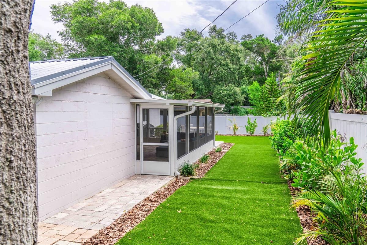 131 VALENCIA DRIVE — photo 85 of 87
