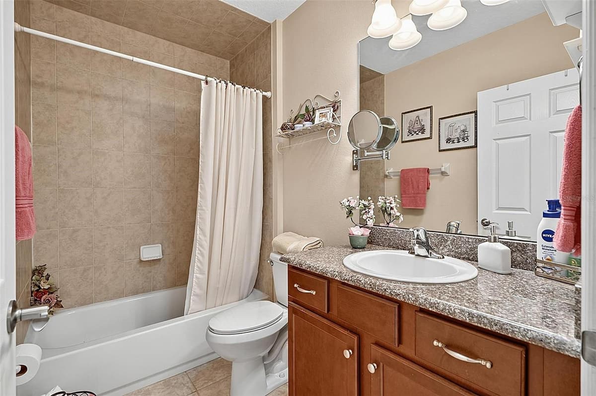 2 LYTTON LANE — photo 41 of 56
