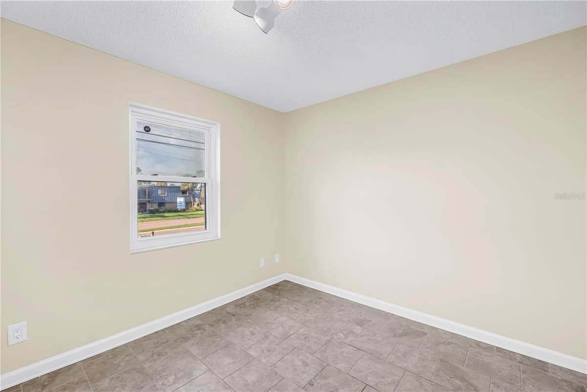 5403 SWEETWATER TERRACE CIRCLE — photo 10 of 33