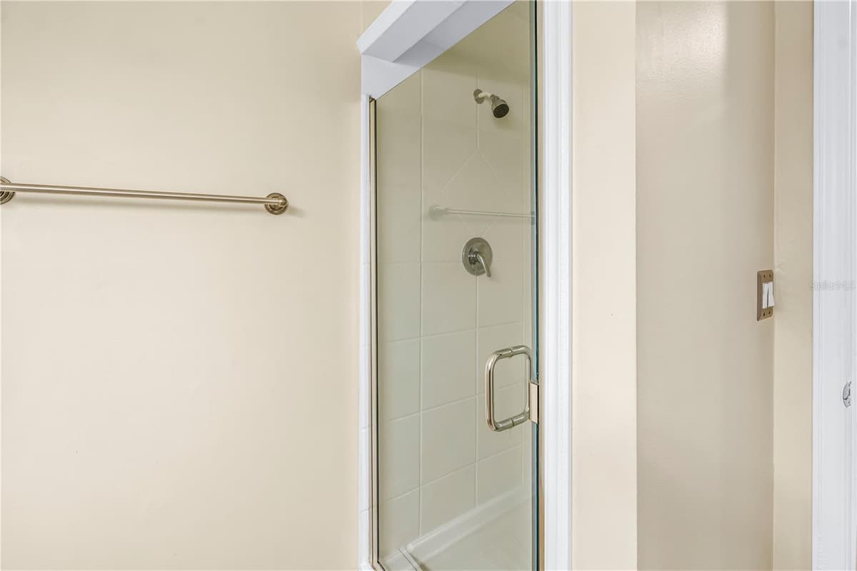 5403 SWEETWATER TERRACE CIRCLE — photo 13 of 33