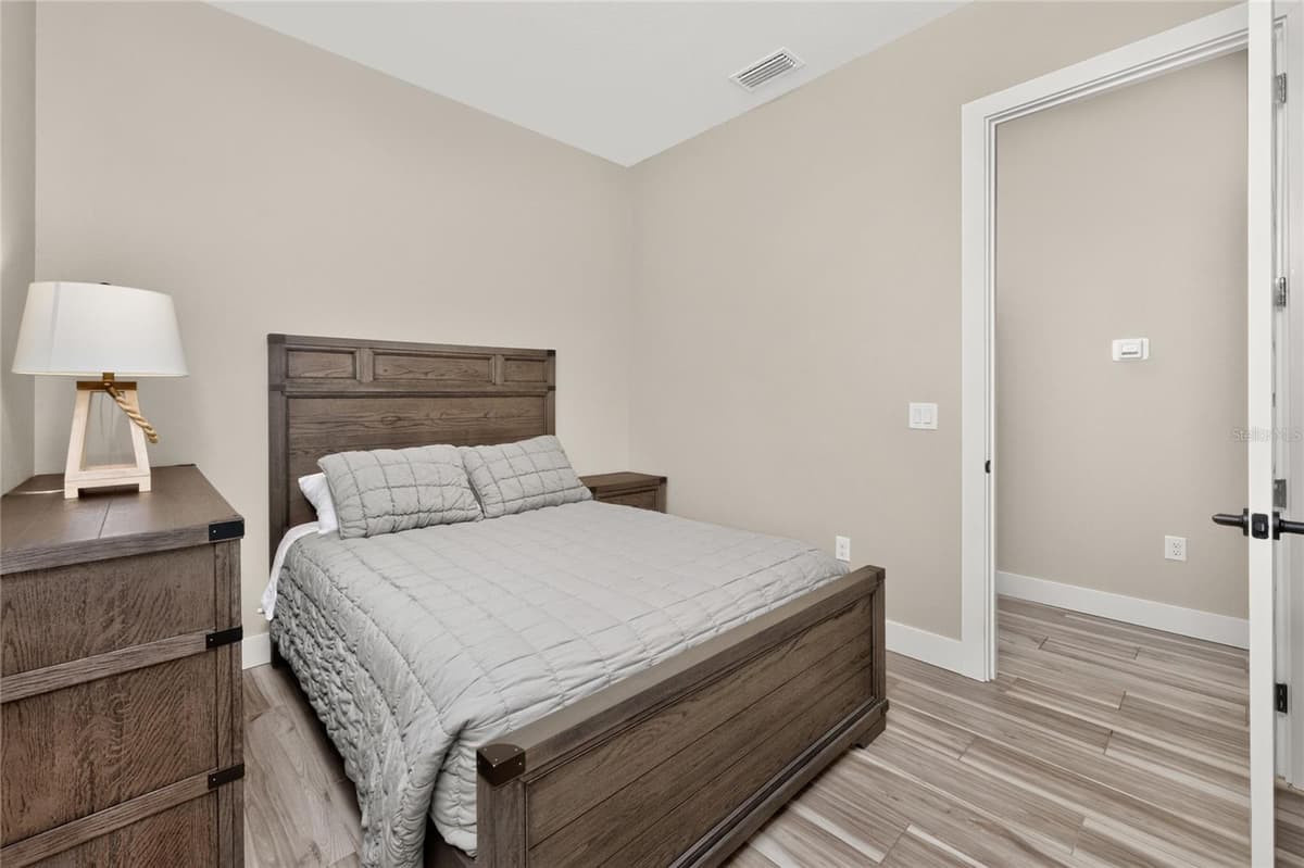 253 LONG MEADOW LANE — photo 37 of 64