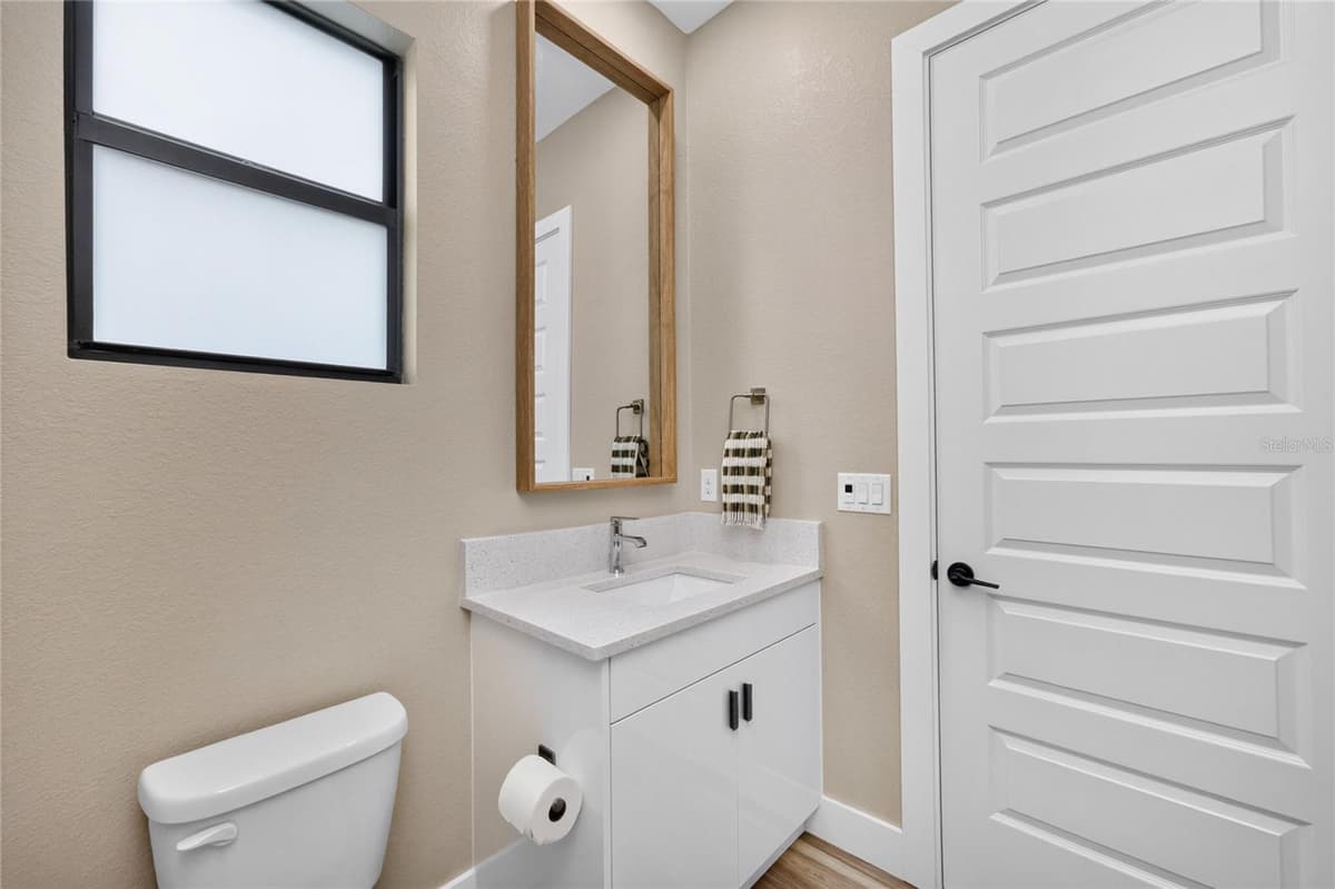 253 LONG MEADOW LANE — photo 40 of 64