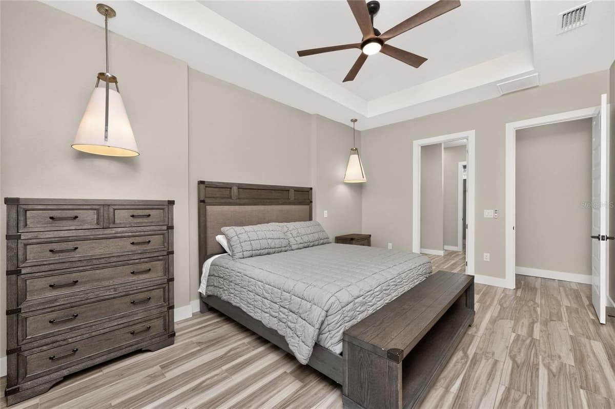 253 LONG MEADOW LANE — photo 31 of 64