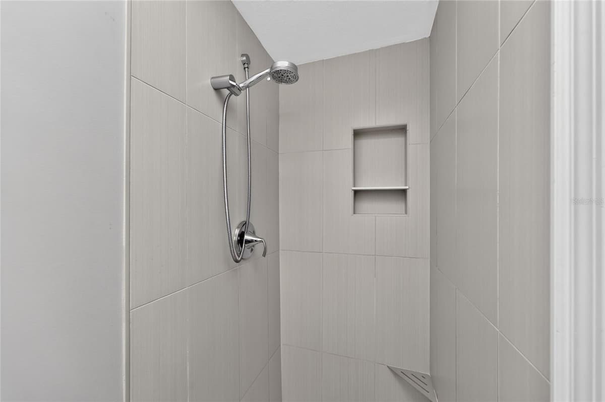 5105 ACKLEY TERRACE — photo 30 of 71