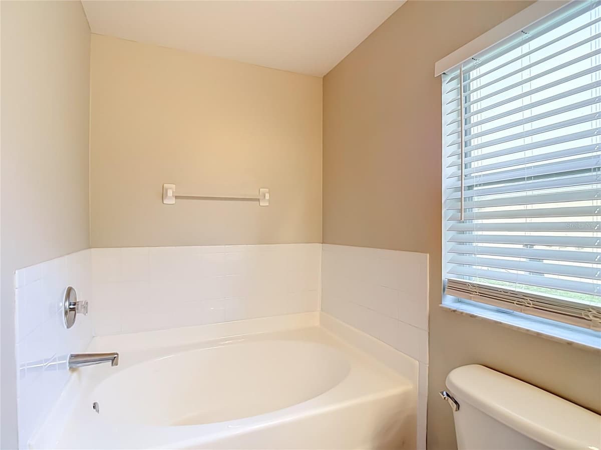 1129 CONCH COURT — photo 20 of 38