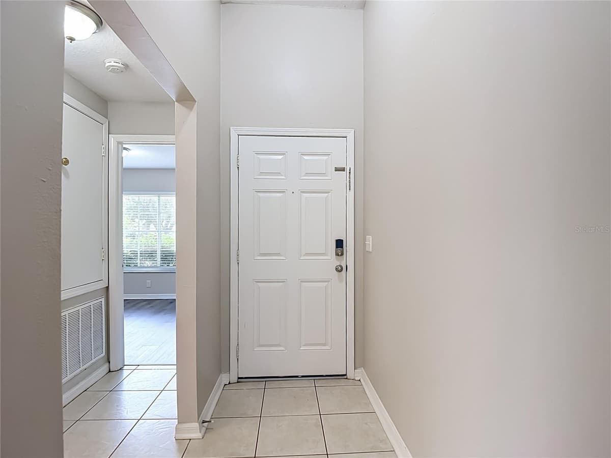1129 CONCH COURT — photo 3 of 38