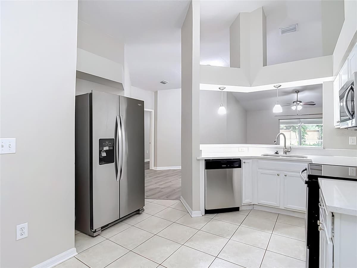 1129 CONCH COURT — photo 13 of 38