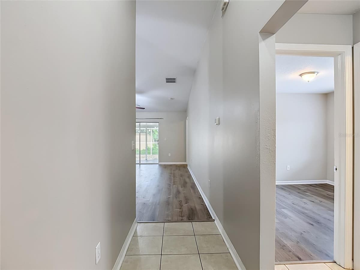 1129 CONCH COURT — photo 4 of 38
