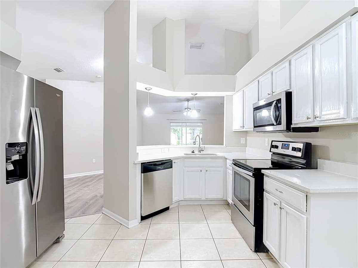 1129 CONCH COURT — photo 12 of 38
