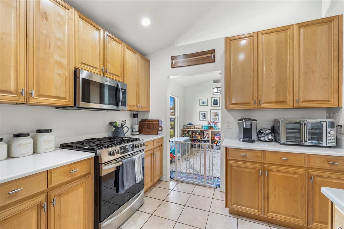 30923 IVERSON DRIVE — photo 17 of 61