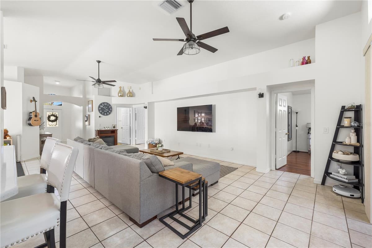 30923 IVERSON DRIVE — photo 13 of 61