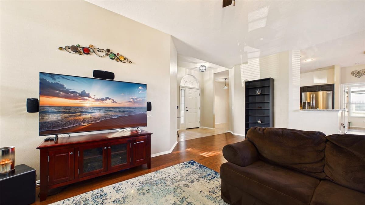 4021 3RD AVENUE — photo 3 of 58