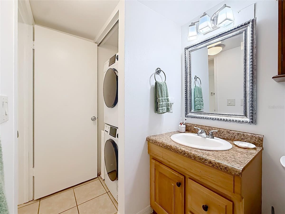 538 MIDWAY DRIVE — photo 21 of 46