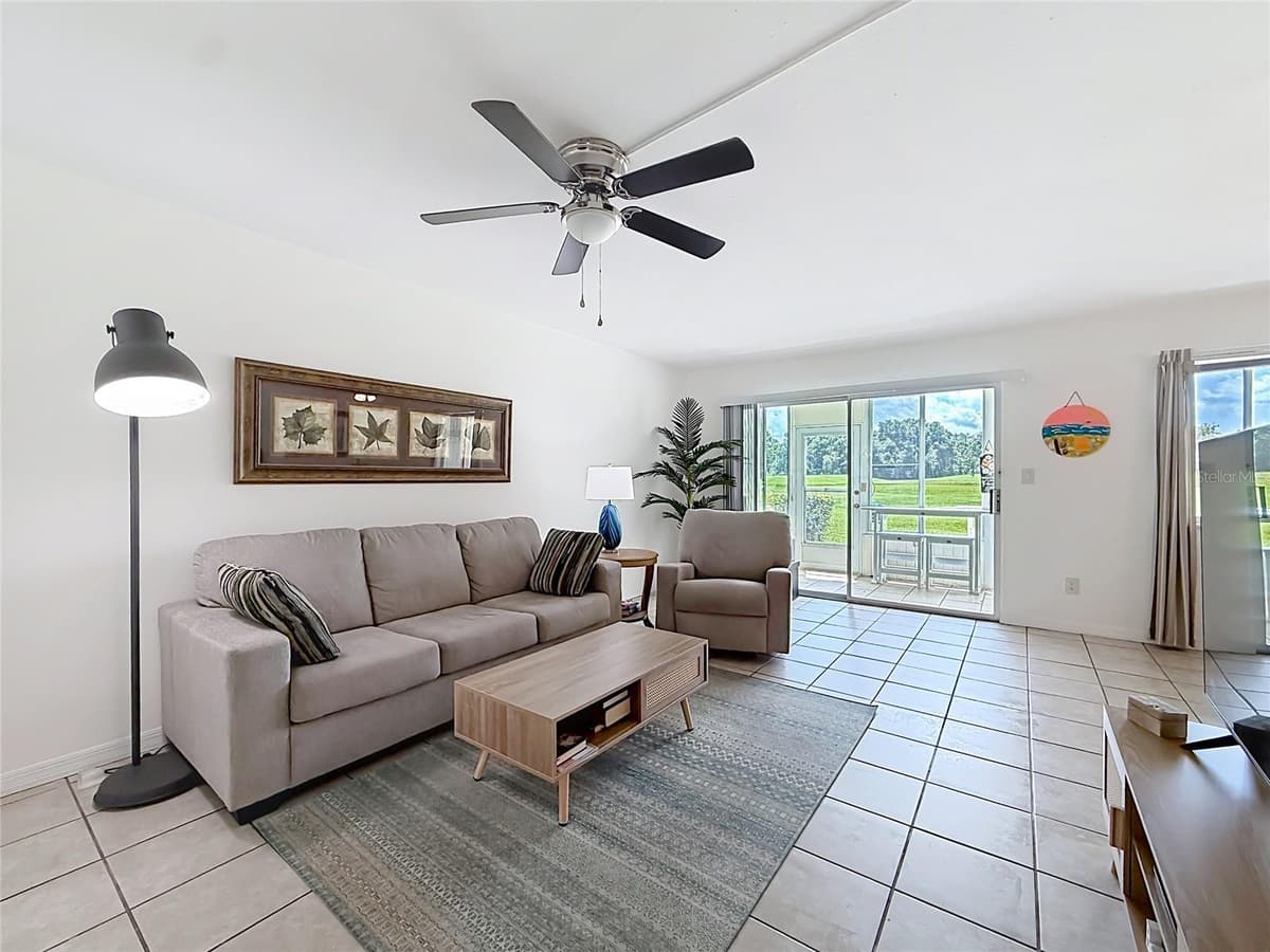 538 MIDWAY DRIVE — photo 6 of 46