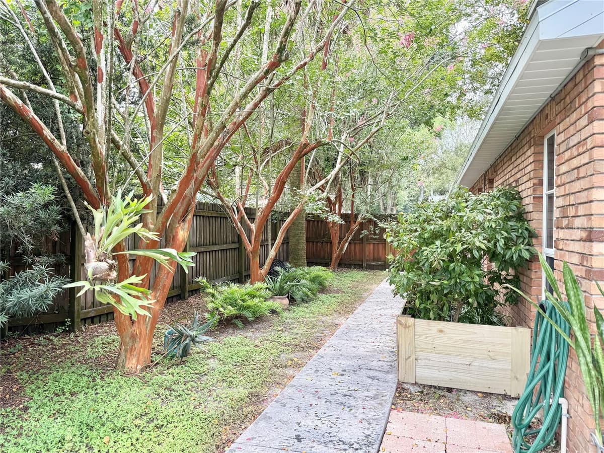 9306 ALANBROOKE ST — photo 39 of 45