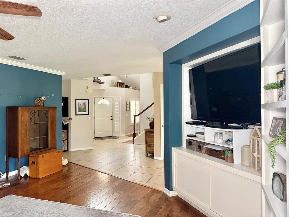 9306 ALANBROOKE ST — photo 8 of 45