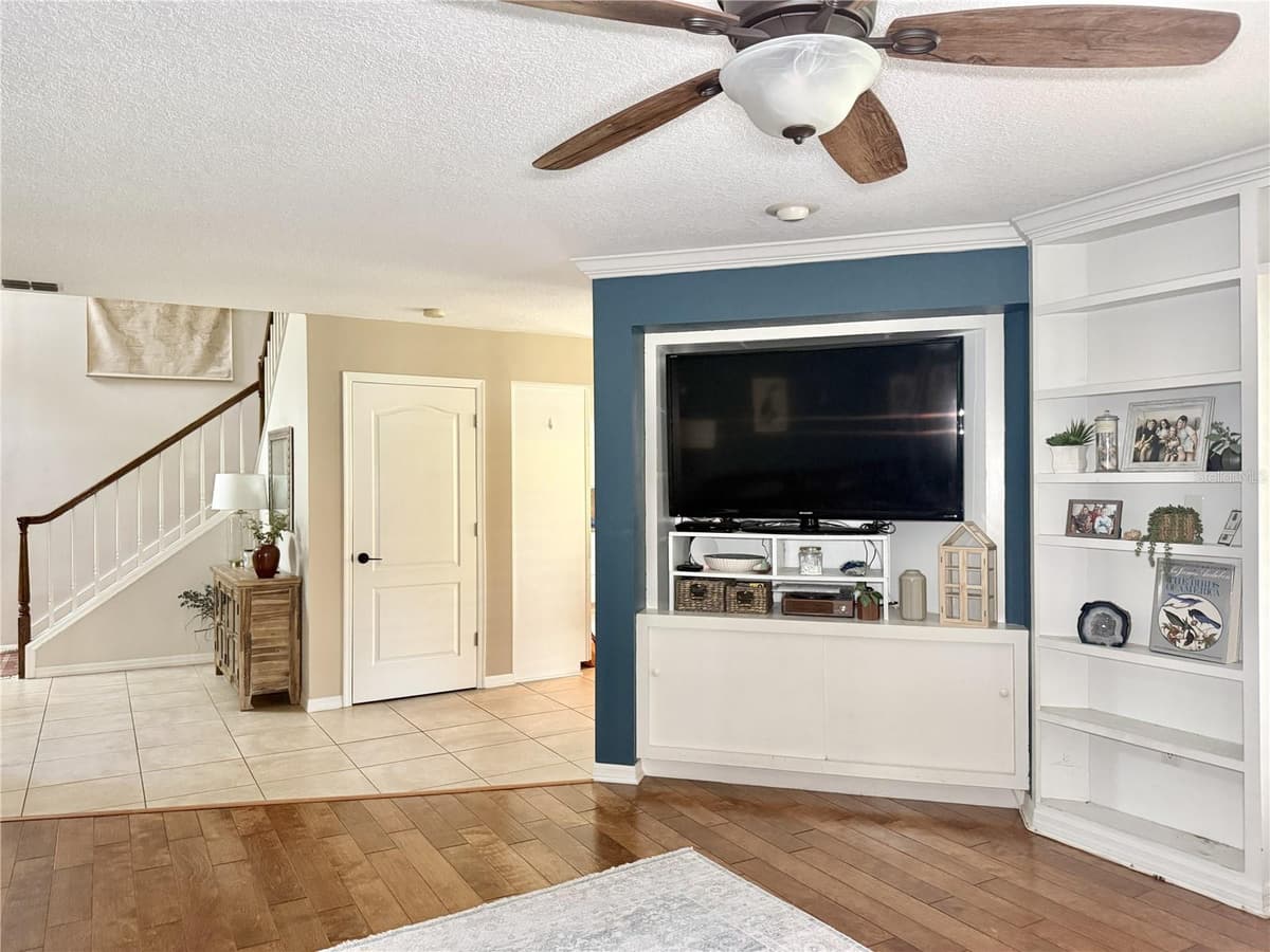 9306 ALANBROOKE ST — photo 9 of 45