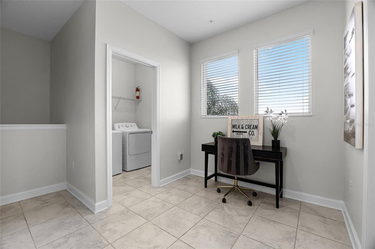 543 OCEAN COURSE AVENUE — photo 12 of 41
