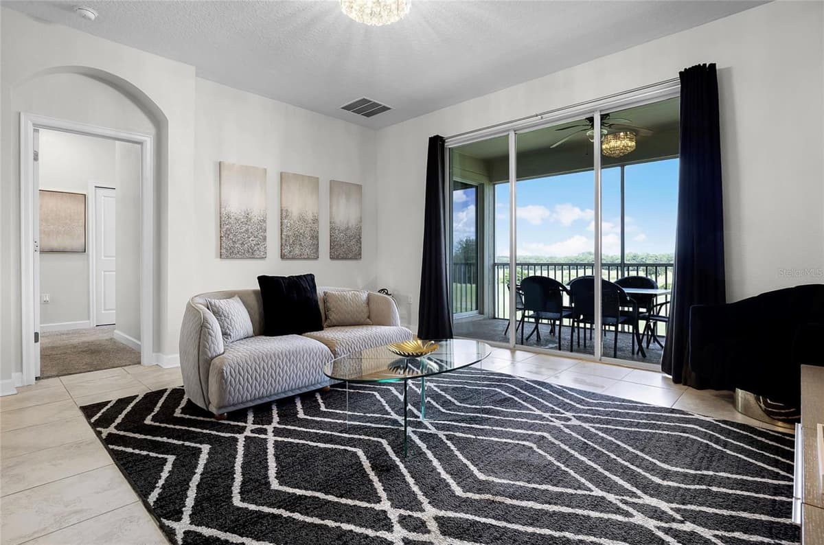 543 OCEAN COURSE AVENUE — photo 4 of 41