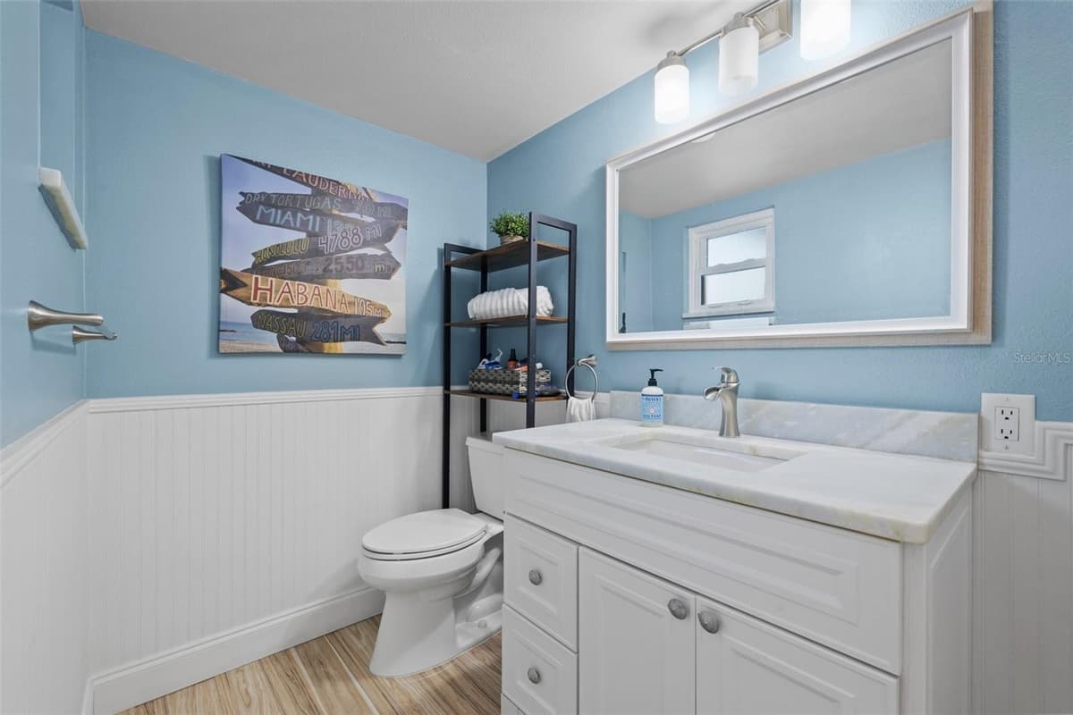 936 PINELLAS BAYWAY — photo 38 of 46
