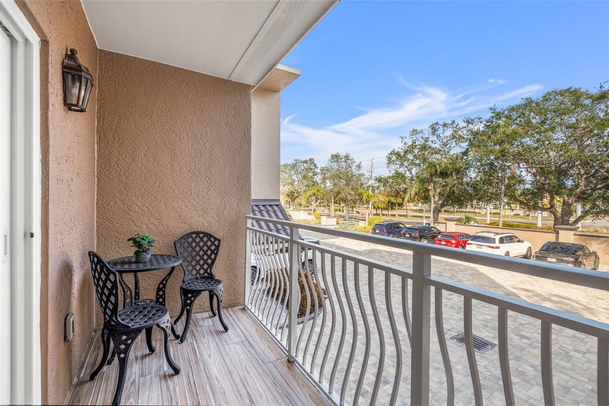 936 PINELLAS BAYWAY — photo 23 of 46