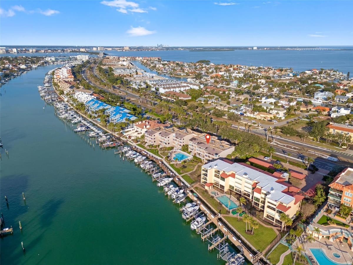 936 PINELLAS BAYWAY — photo 2 of 46