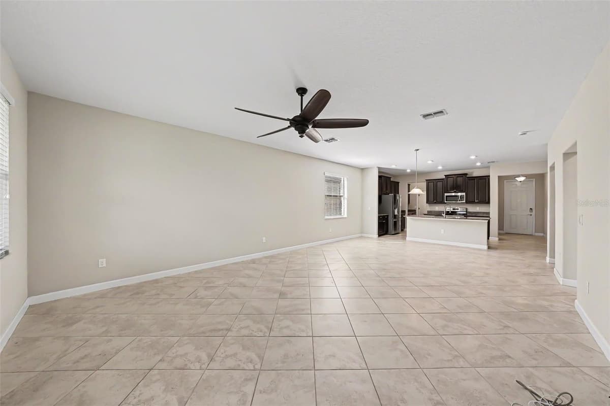 10032 SAGE CREEK DRIVE — photo 6 of 56