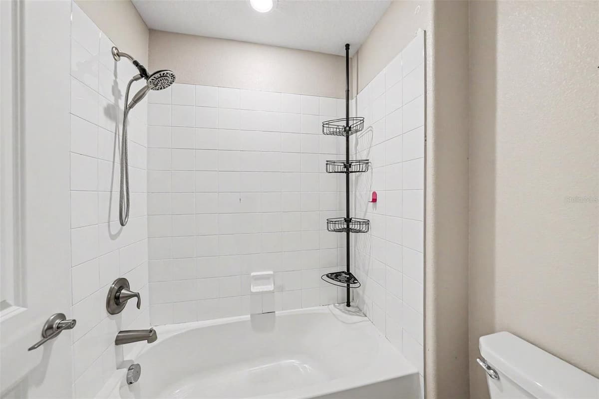 10032 SAGE CREEK DRIVE — photo 35 of 56