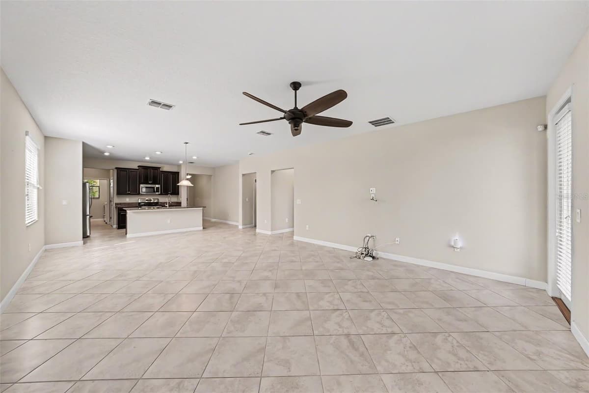 10032 SAGE CREEK DRIVE — photo 7 of 56