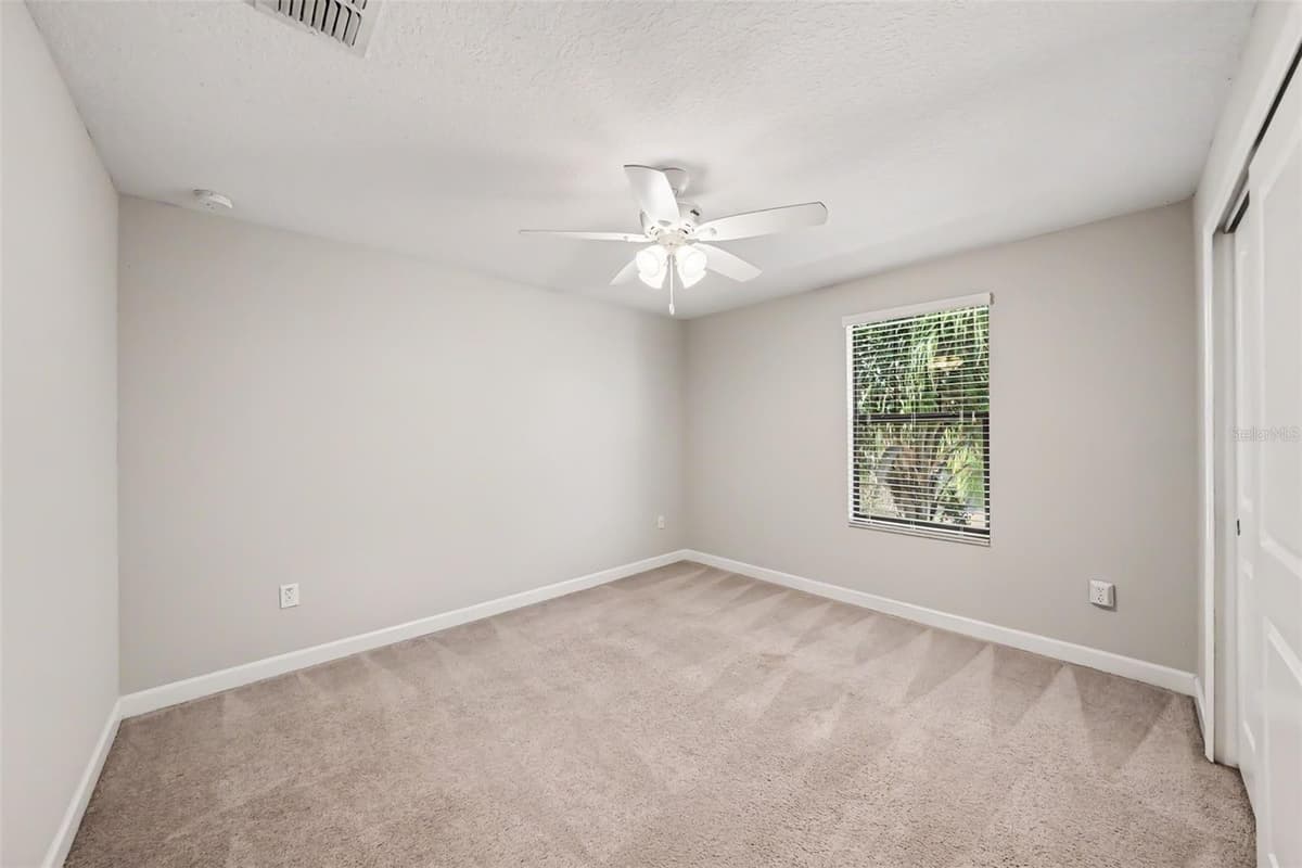 10032 SAGE CREEK DRIVE — photo 28 of 56