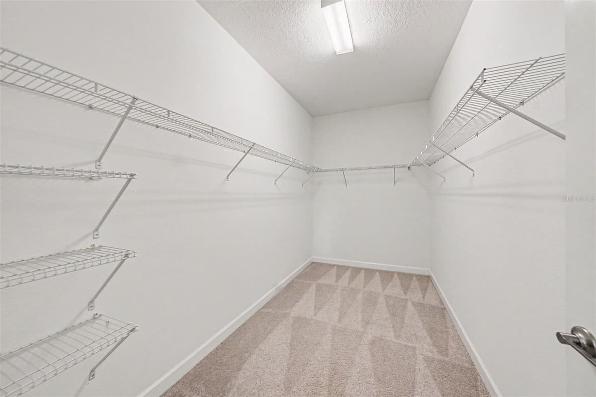 10032 SAGE CREEK DRIVE — photo 27 of 56