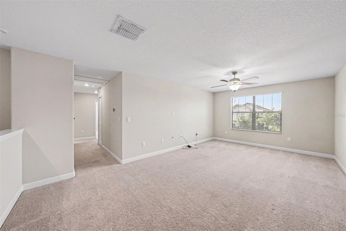 10032 SAGE CREEK DRIVE — photo 19 of 56