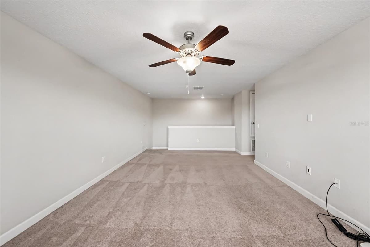 10032 SAGE CREEK DRIVE — photo 17 of 56