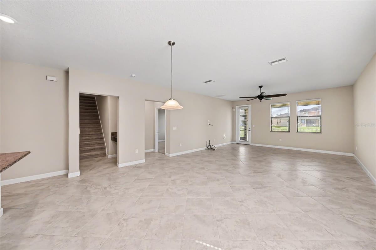 10032 SAGE CREEK DRIVE — photo 8 of 56