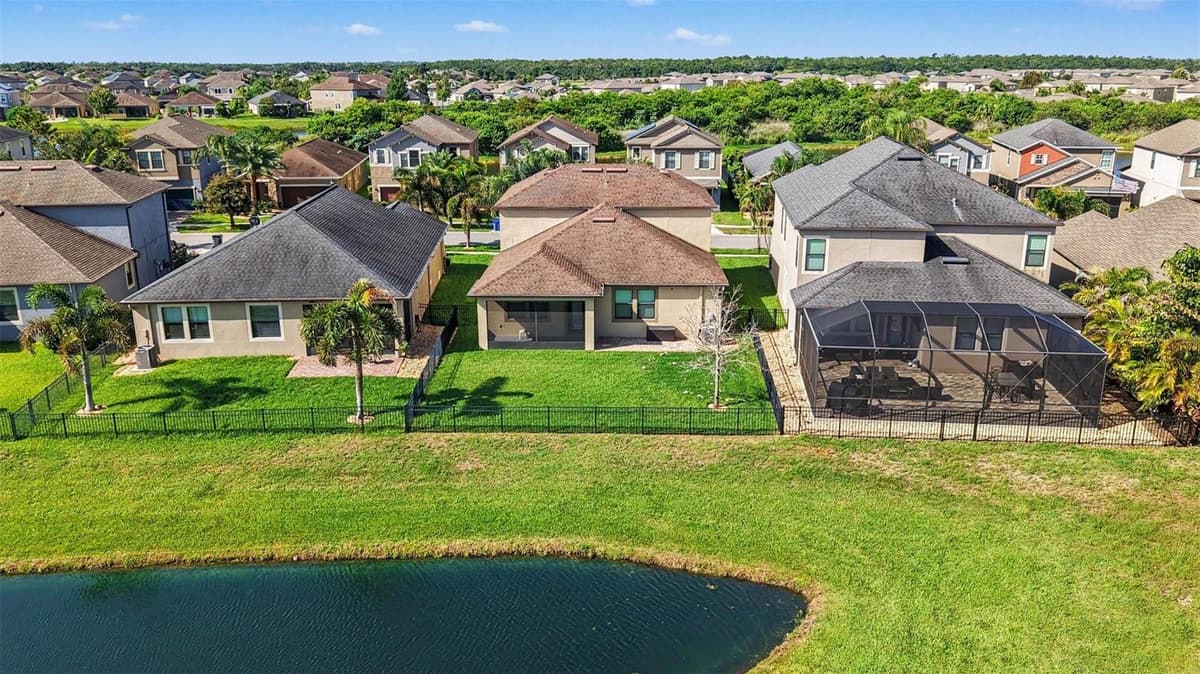 10032 SAGE CREEK DRIVE — photo 48 of 56