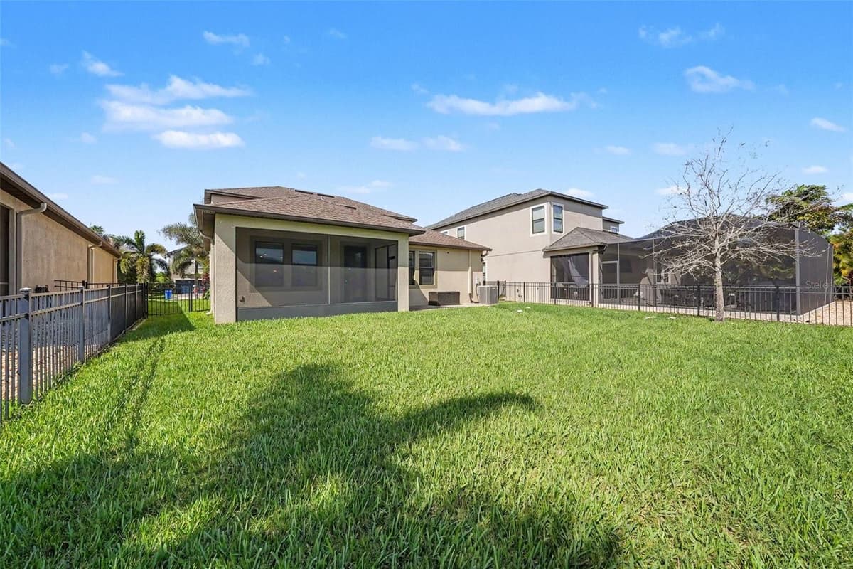 10032 SAGE CREEK DRIVE — photo 43 of 56
